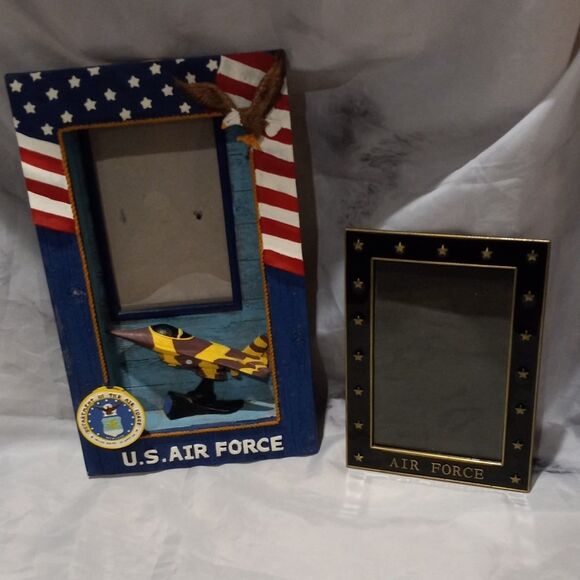 Military Picture Frames – US Air Force Style - Picture 1 of 2